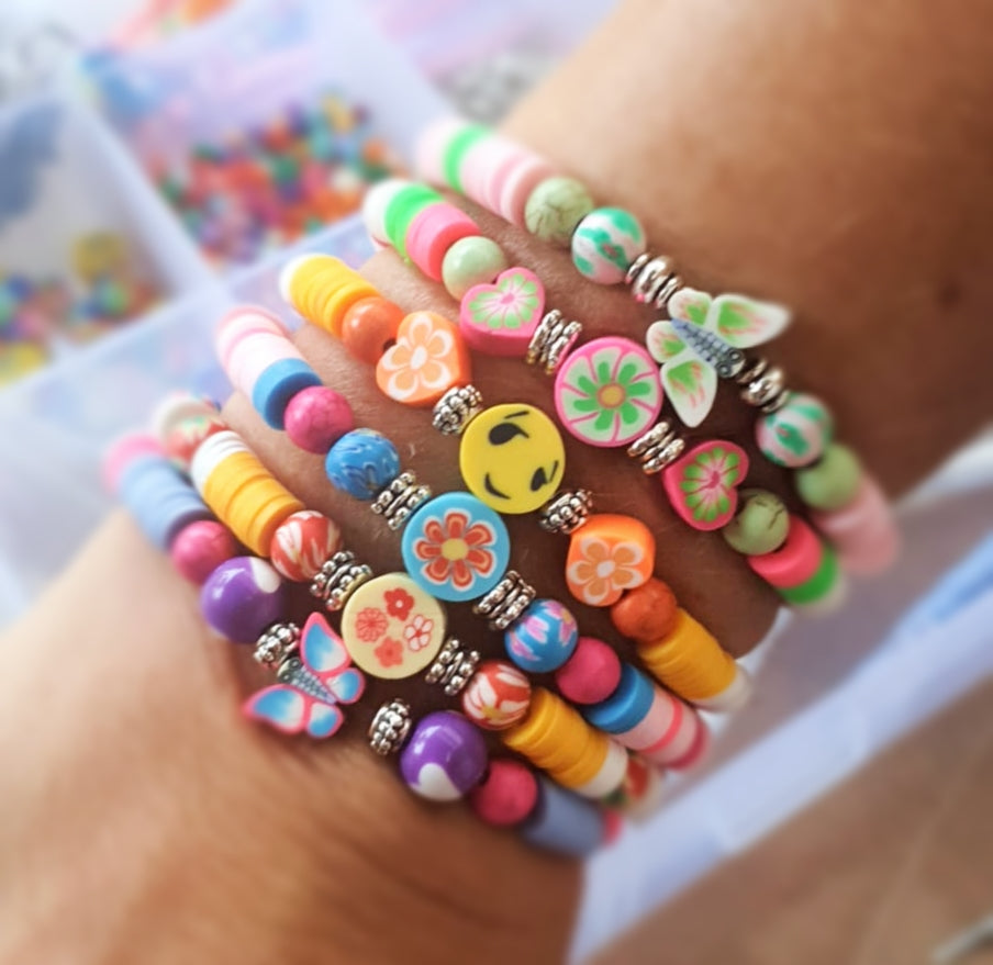 MAXIEM DIY beading bracelet and bag tassel make your own accessory kit fun activity for girls birthday party activity, fine motor skill development