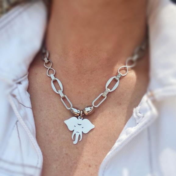 IZZY Stainless steel jewelry non-allergic and rust free elegant custom make jewelry